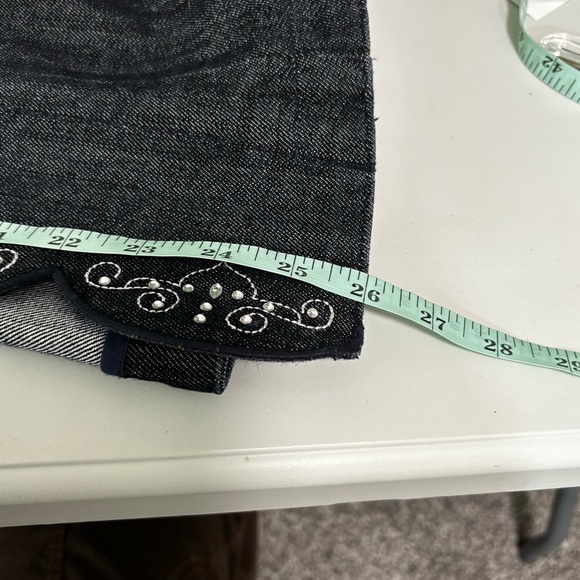 ADDITIONS CHICO’S - FITS LIKE A MEDIUM- DARK WASH DENIM - SCALLOPS & SEQUIN B7 - Picture 11 of 14